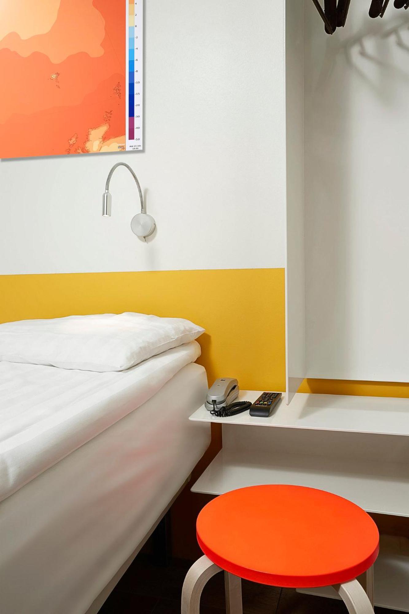 Hotel Cabin Рейк'явік Екстер'єр фото
