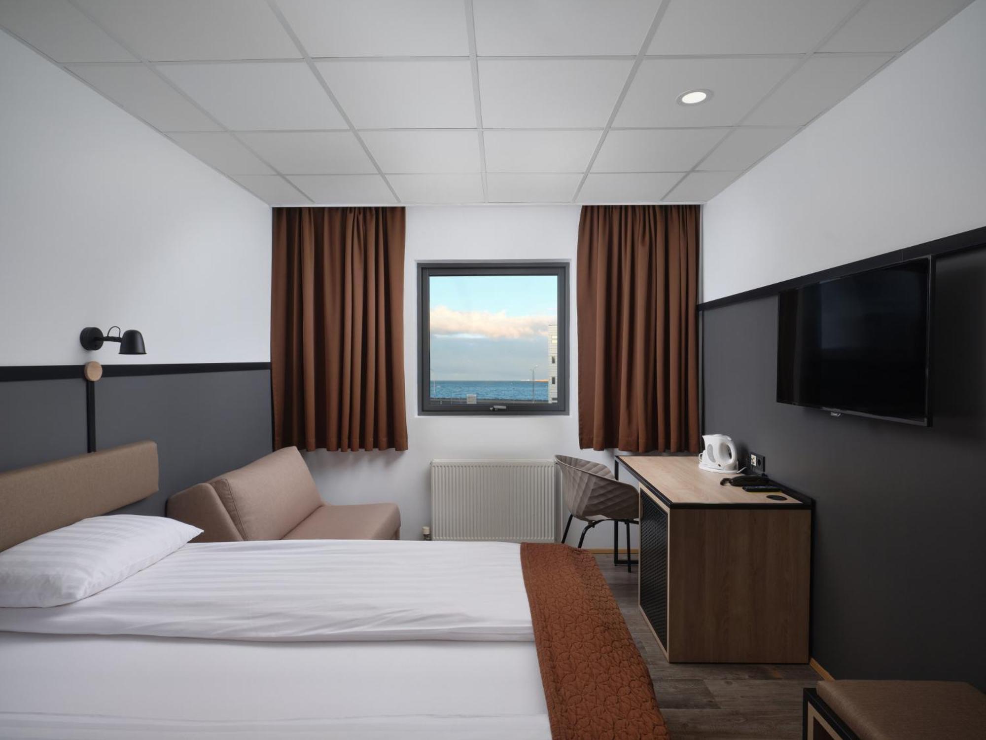 Hotel Cabin Рейк'явік Екстер'єр фото