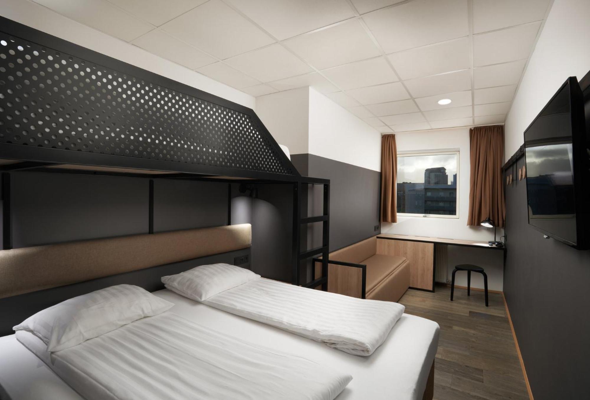 Hotel Cabin Рейк'явік Екстер'єр фото